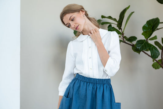 Linen timeless blouse with Peter Pan collar and pleated front with straight gathered skirt Melody