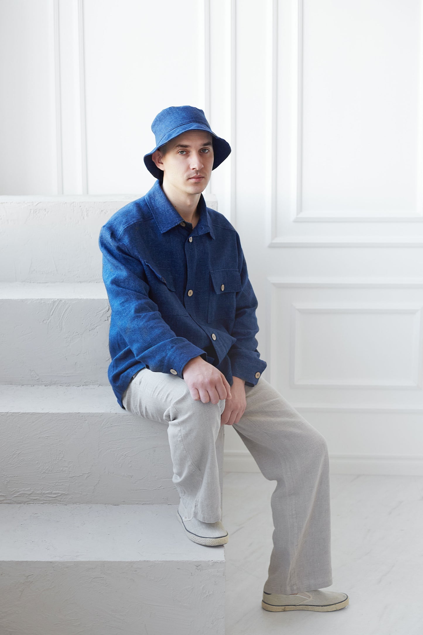Men's Overcoat in Linen Wool Blend