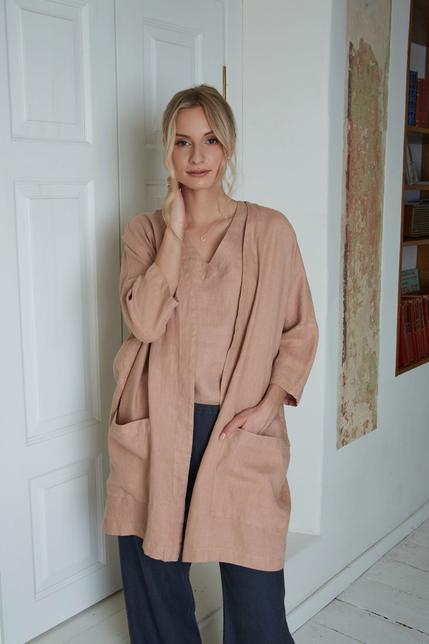 Linen Casual Style Oversize Cardigan BREEZY with Pockets and 3/4 Sleeves in Mocha