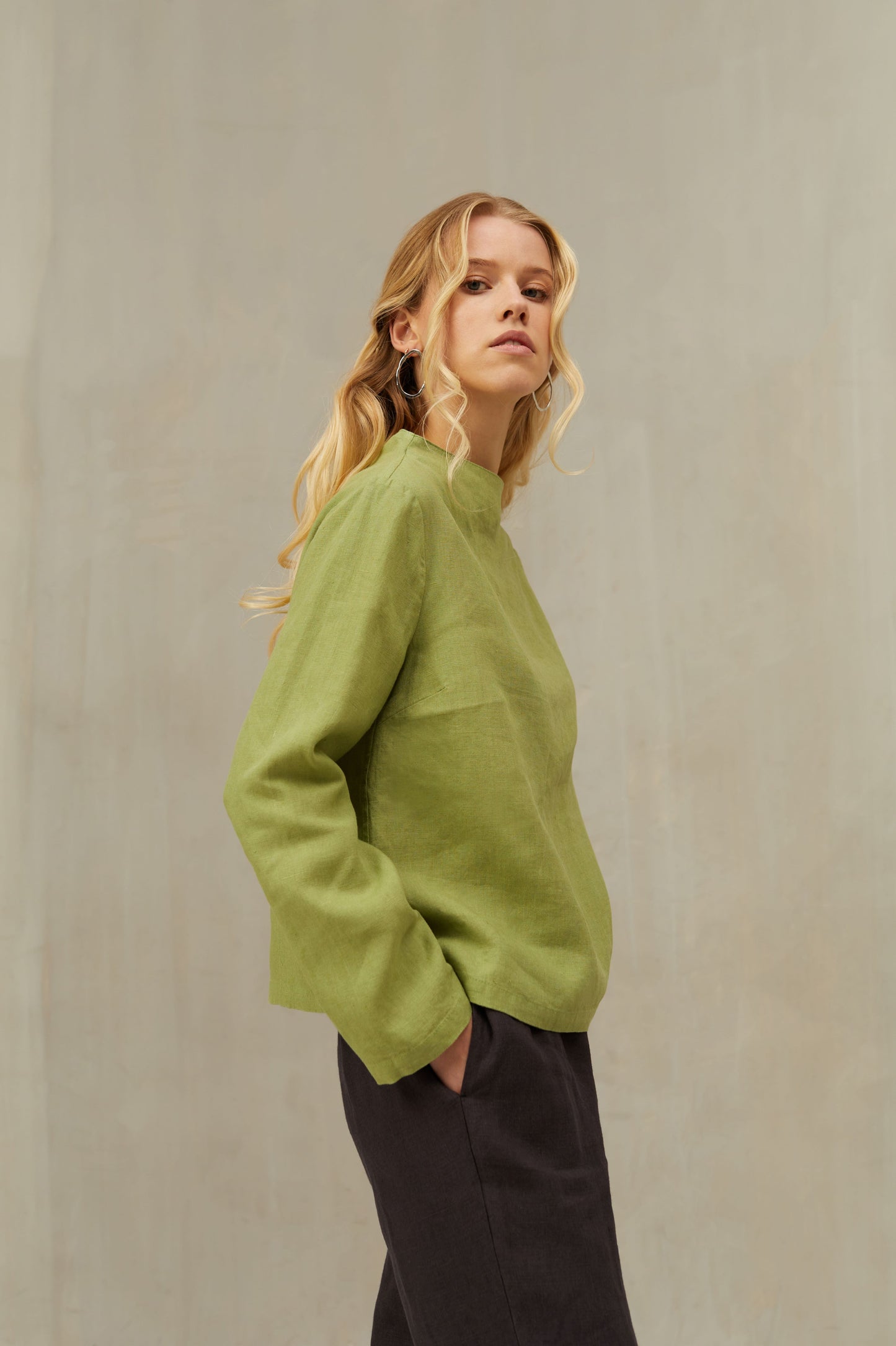 Linen Blouse AYA with Long Sleeves and Higher Neck