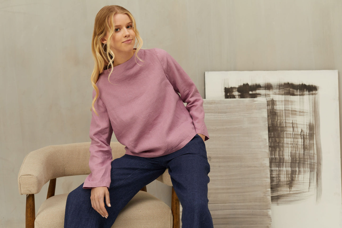Linen Blouse AYA with Long Sleeves and Higher Neck