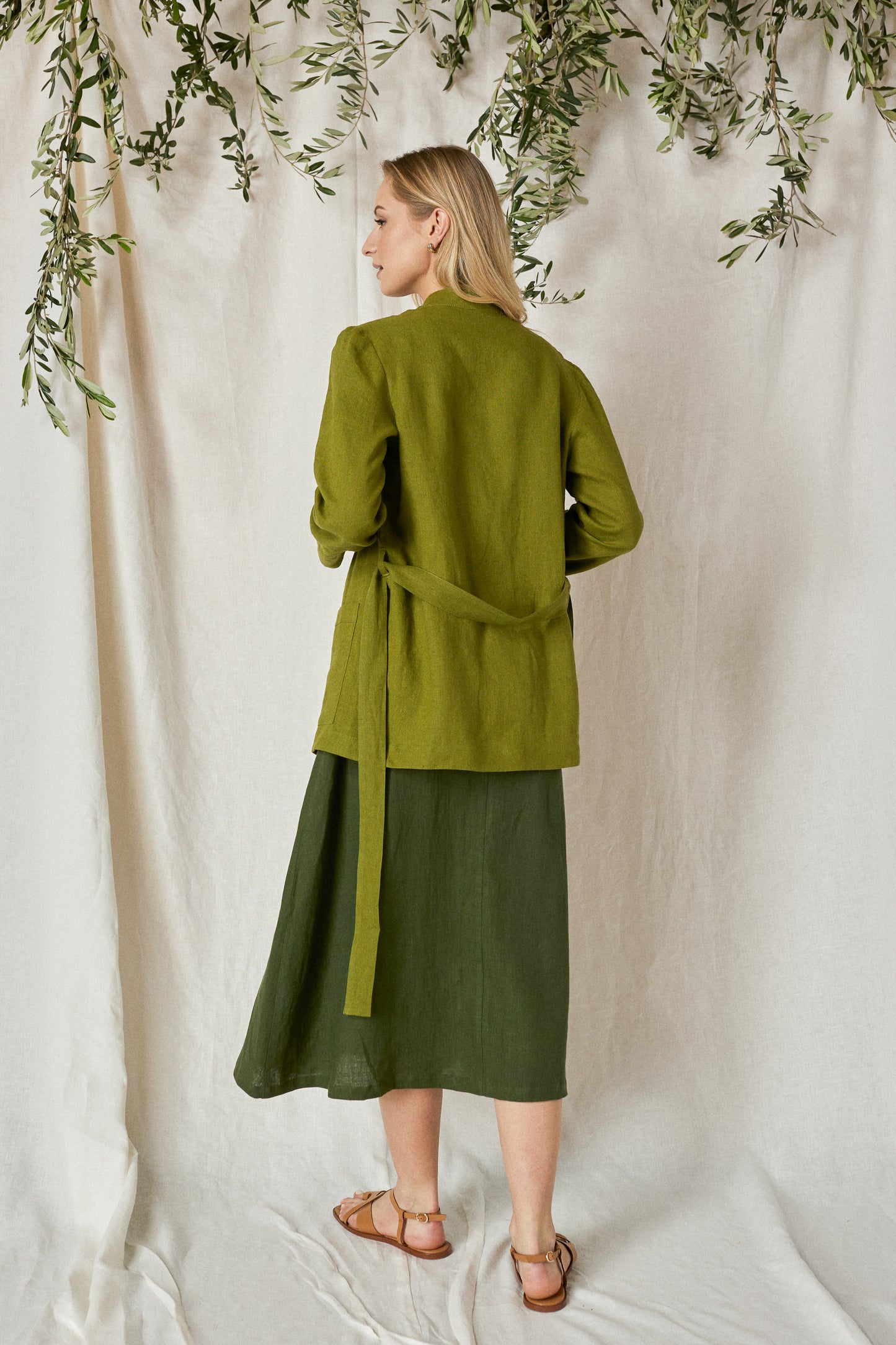 Pure Linen Safari Blazer LIBERTY with Big Pockets and Yokes in Moss Green
