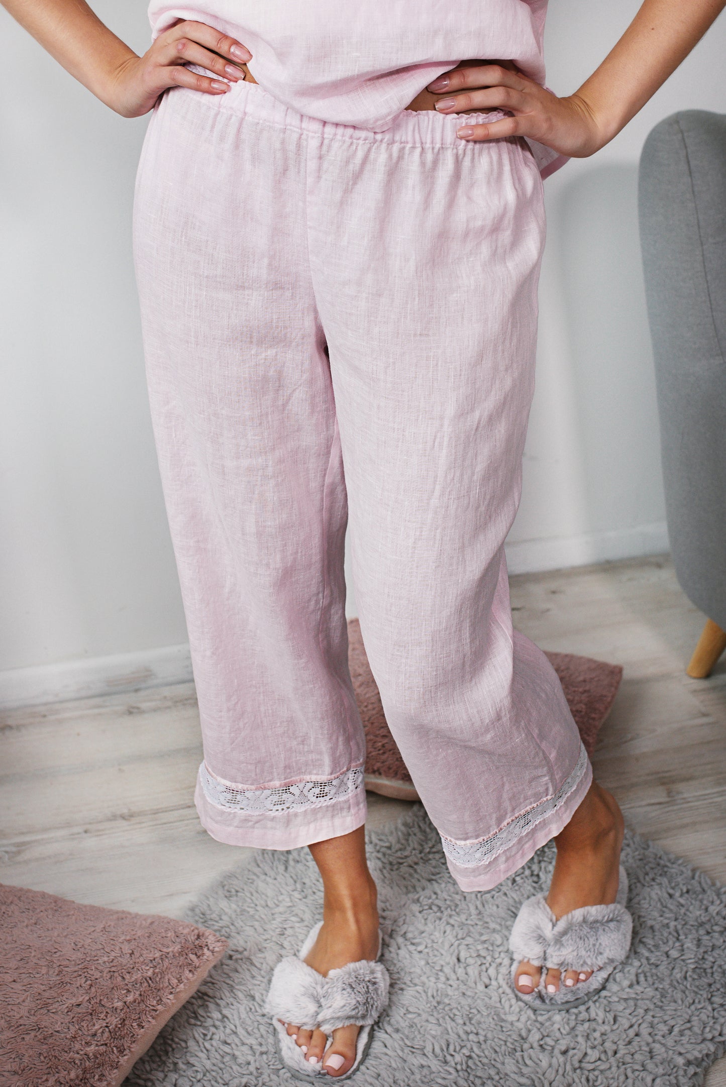 Linen Cropped Pajama Trouser CHARLOTTE with Lace Decor