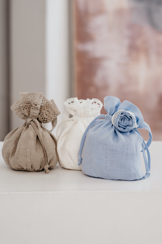 Linen Wedding Pouch/ Bridal Accessories Bag/ Linen Purse Laced/ Wrist Purse Drawstring/ Wedding Bag with Rose/ Zero Waste Wedding Pouch