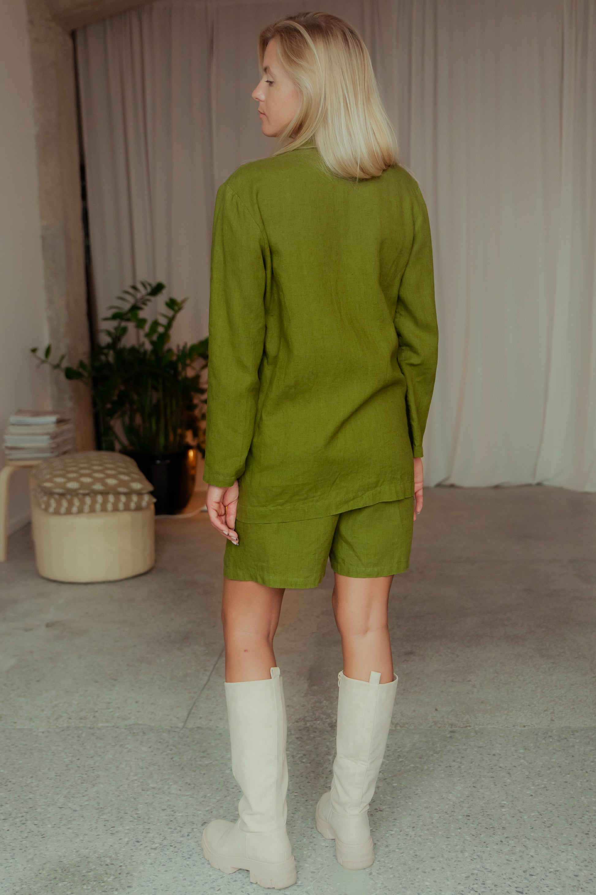 Linen Women's Suit Casual in Green/ High Waisted Shorts and Longer Blazer