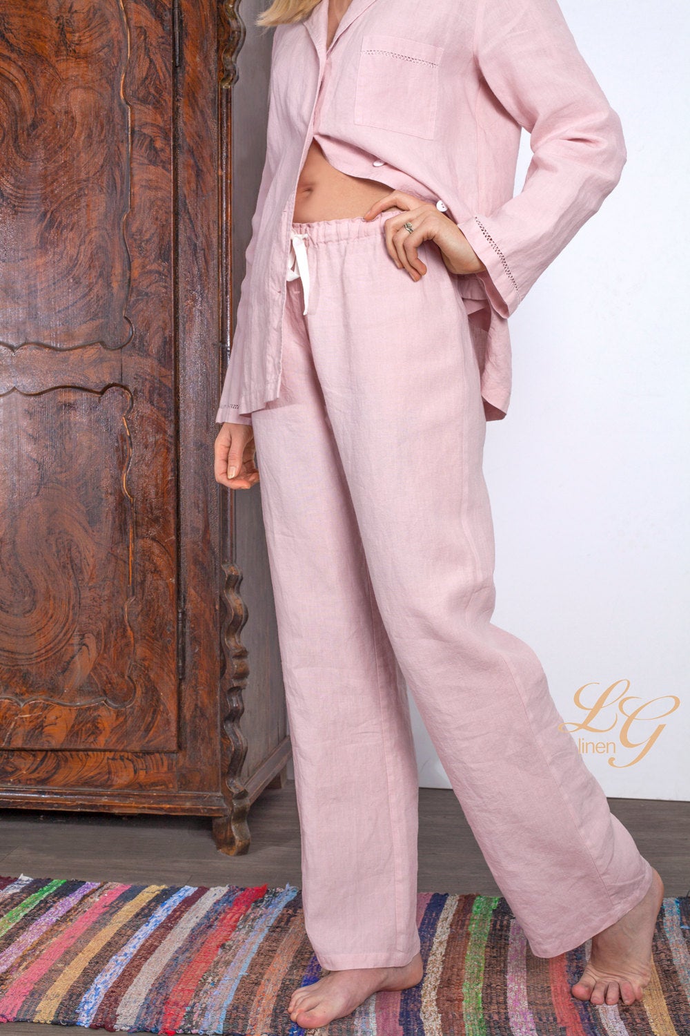Luxury Linen Pajama Set For Women With Handmade Drawnwork