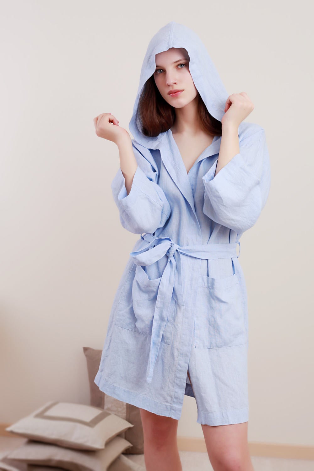 Linen Short Bath Robe MILDA Hooded
