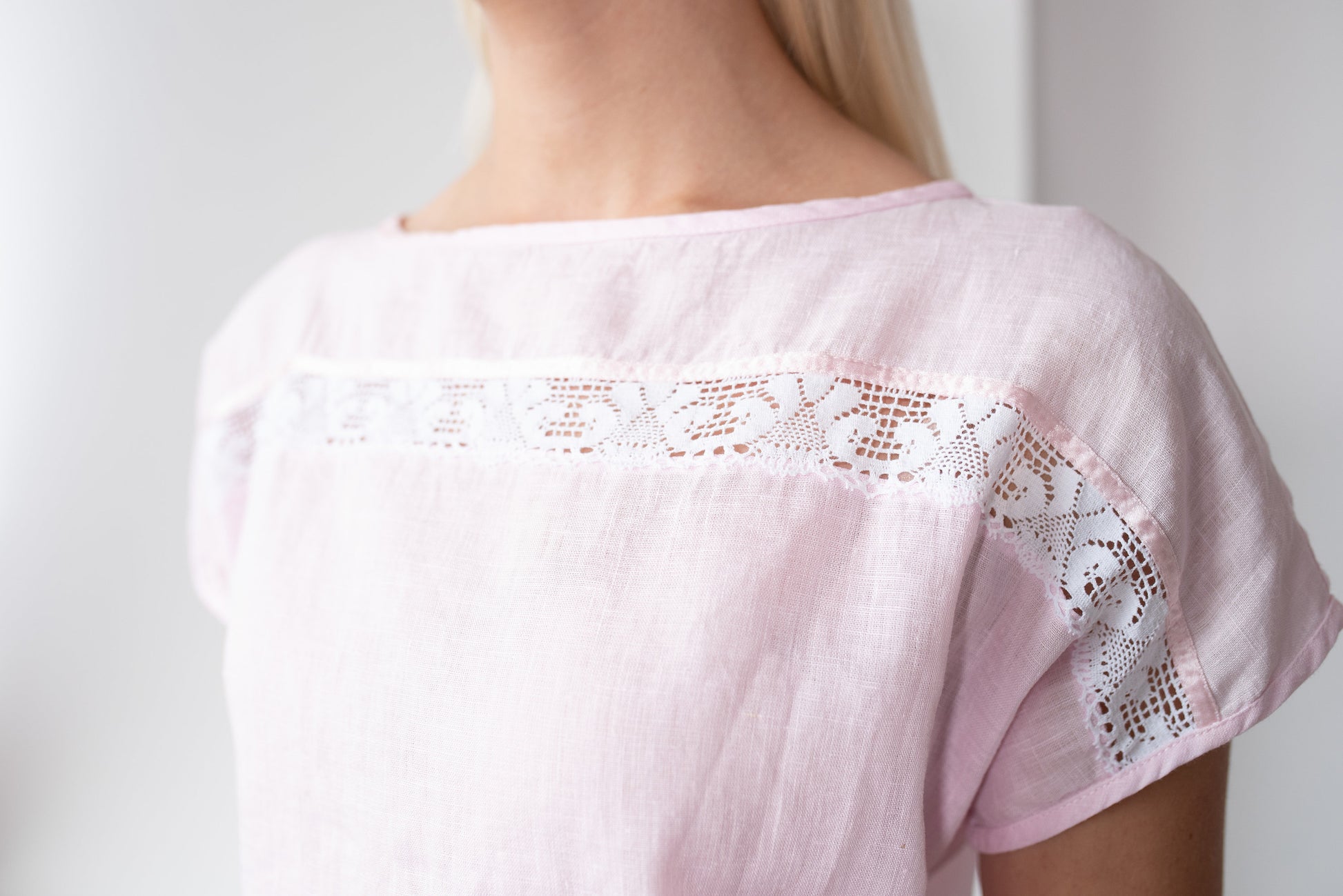 Linen Pajama Set CHARLOTTE with Lace