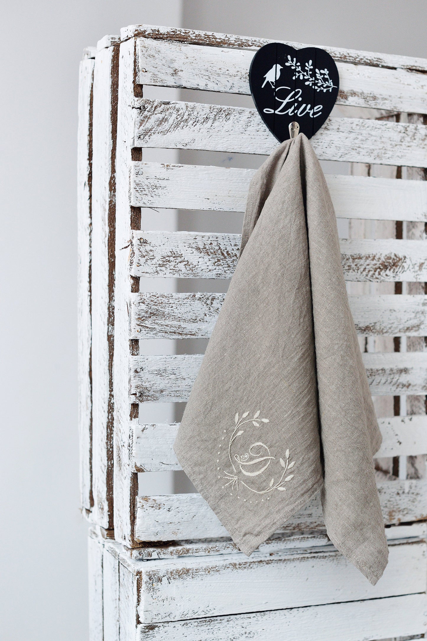 Linen Monogrammed Towel/Guest Towel/Face Towel Linen/ Bath Towel/Hand Towel/Kitchen Towel/ Christmas Gift/ Luxury Linen