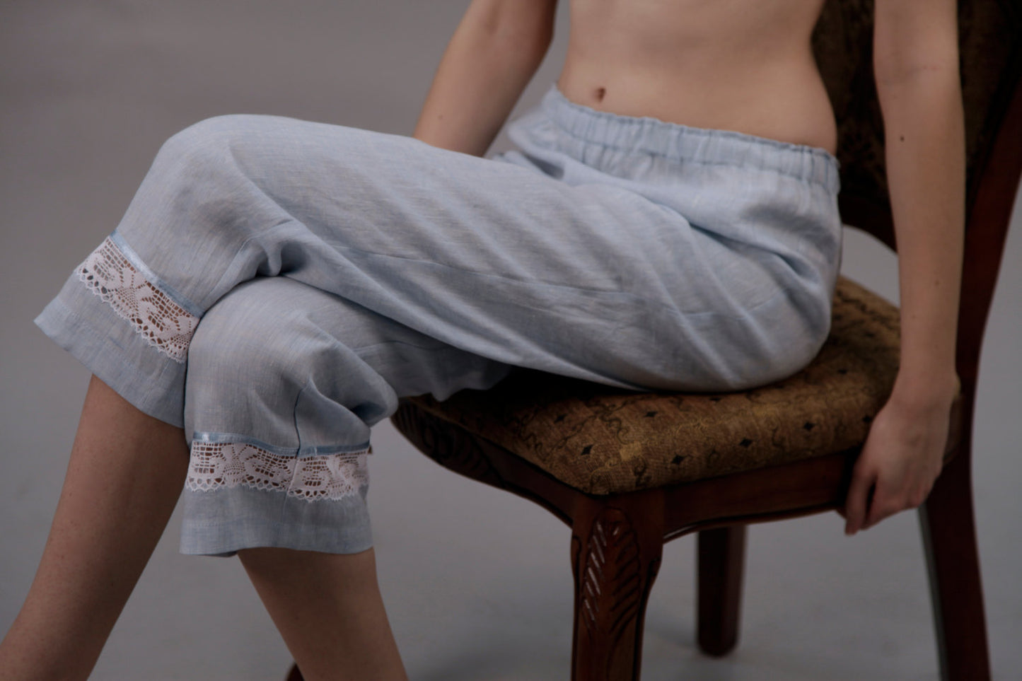 Linen Cropped Pajama Trouser CHARLOTTE with Lace Decor