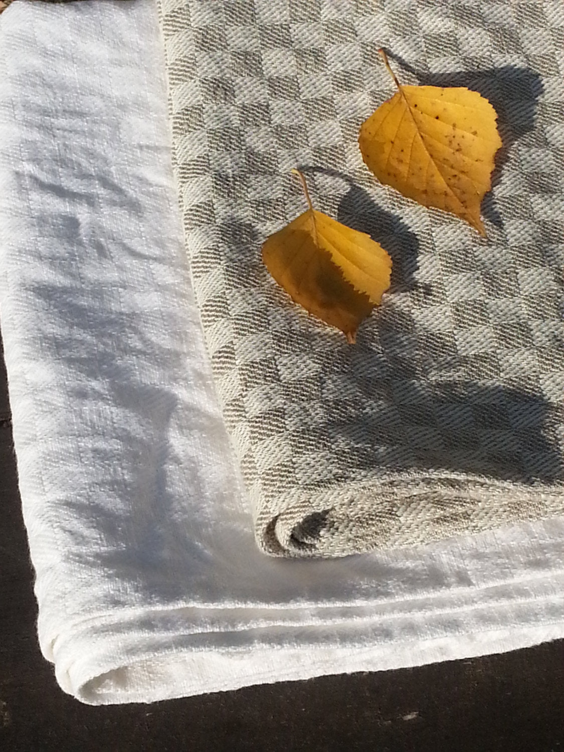 Linen kitchen/dish/hands/guest Towels Set of 2 in Checked design