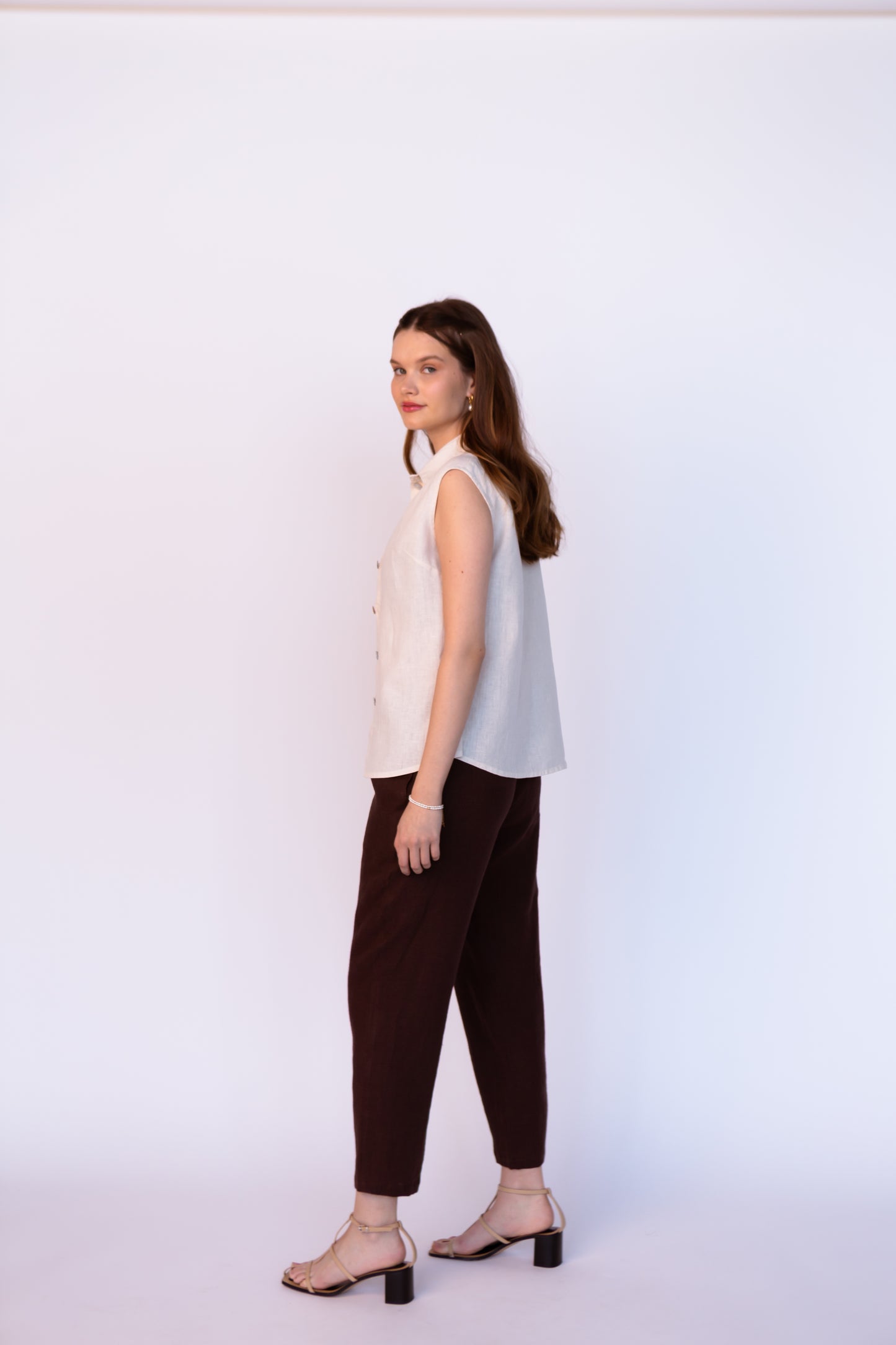 Linen Top LENA Sleeveless in Vanilla Cream