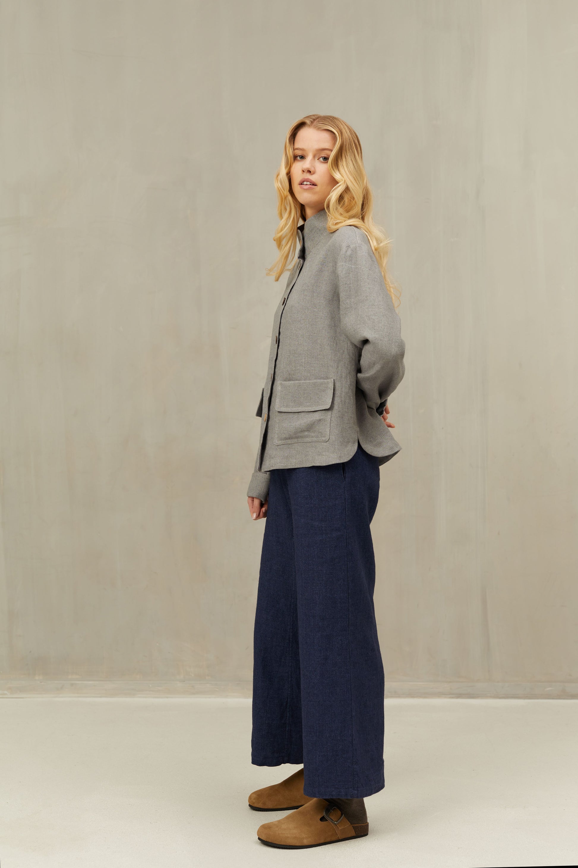Linen/Wool Blend Overcoat LUCA with Band Collar and ockets in Grey
