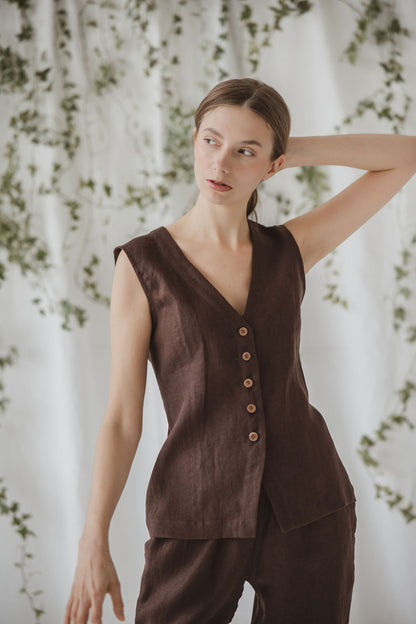 Linen fitted vest Gabriel - V-eck and buttoned front in Choolate color