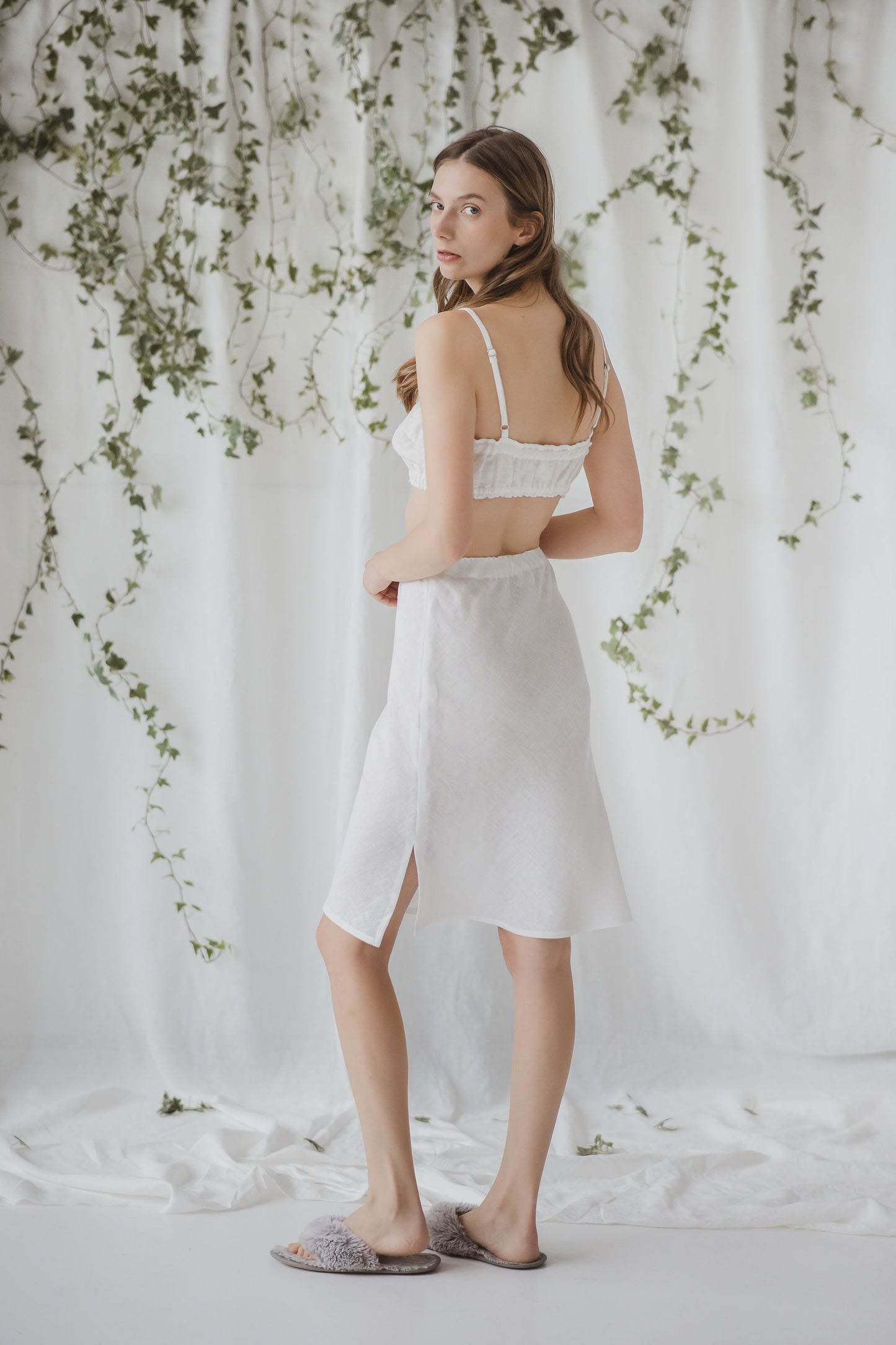 Fitted linen half slip/petticoat cut in bias