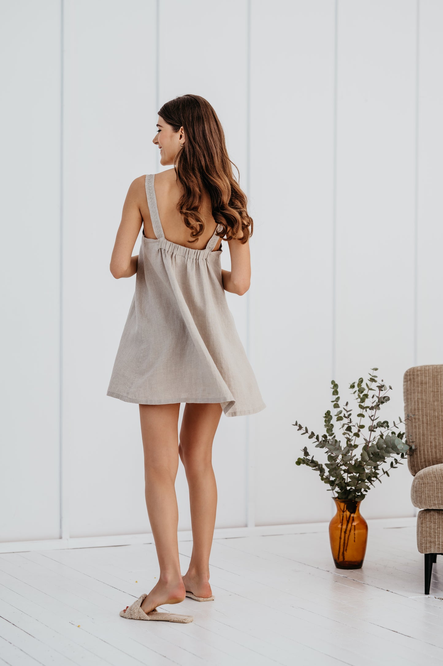 Linen Short Night Gown RIVER with Laced Straps/Luxury Sleepwear