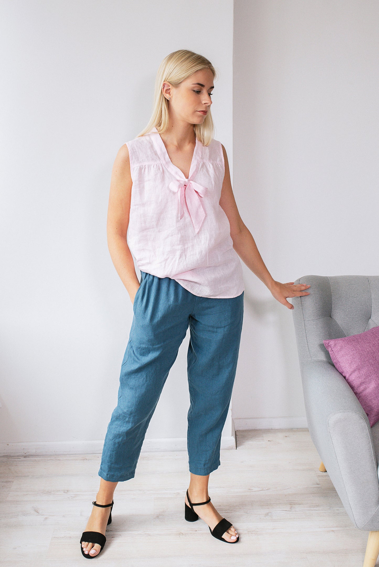 Linen Blouse JULIA Sleeveless With Front Bow