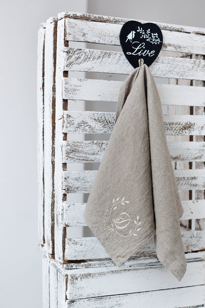 Linen Monogrammed Towel/Guest Towel/Face Towel Linen/ Bath Towel/Hand Towel/Kitchen Towel/ Christmas Gift/ Luxury Linen