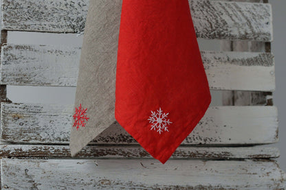 Linen Towel with Handmade Snowflakes Embroidery/ Linen Kitchen Towel Christmas Gift/ Vintage Christmas Linen/ Linen Gift Luxury