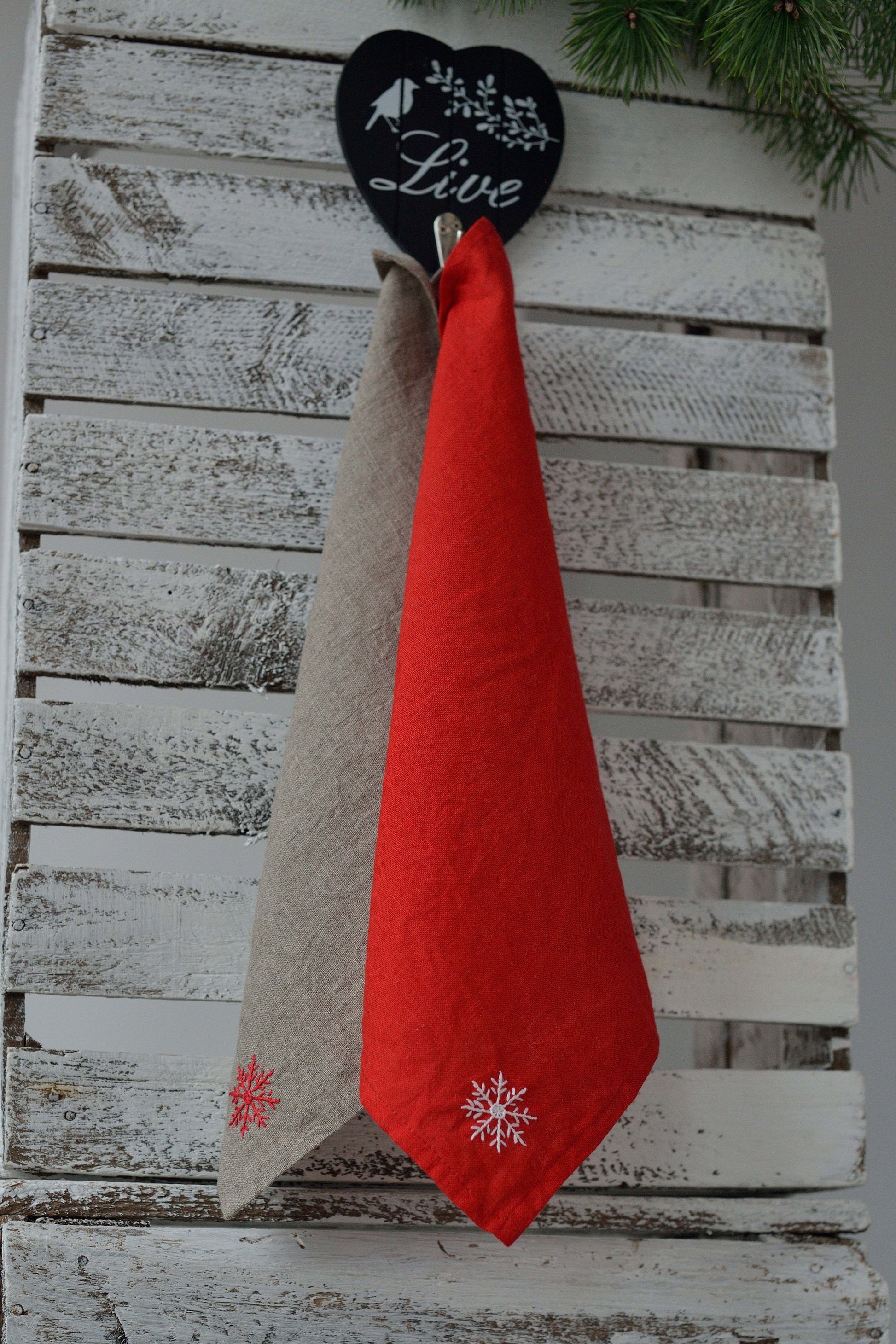 Linen Towel with Handmade Snowflakes Embroidery/ Linen Kitchen Towel Christmas Gift/ Vintage Christmas Linen/ Linen Gift Luxury
