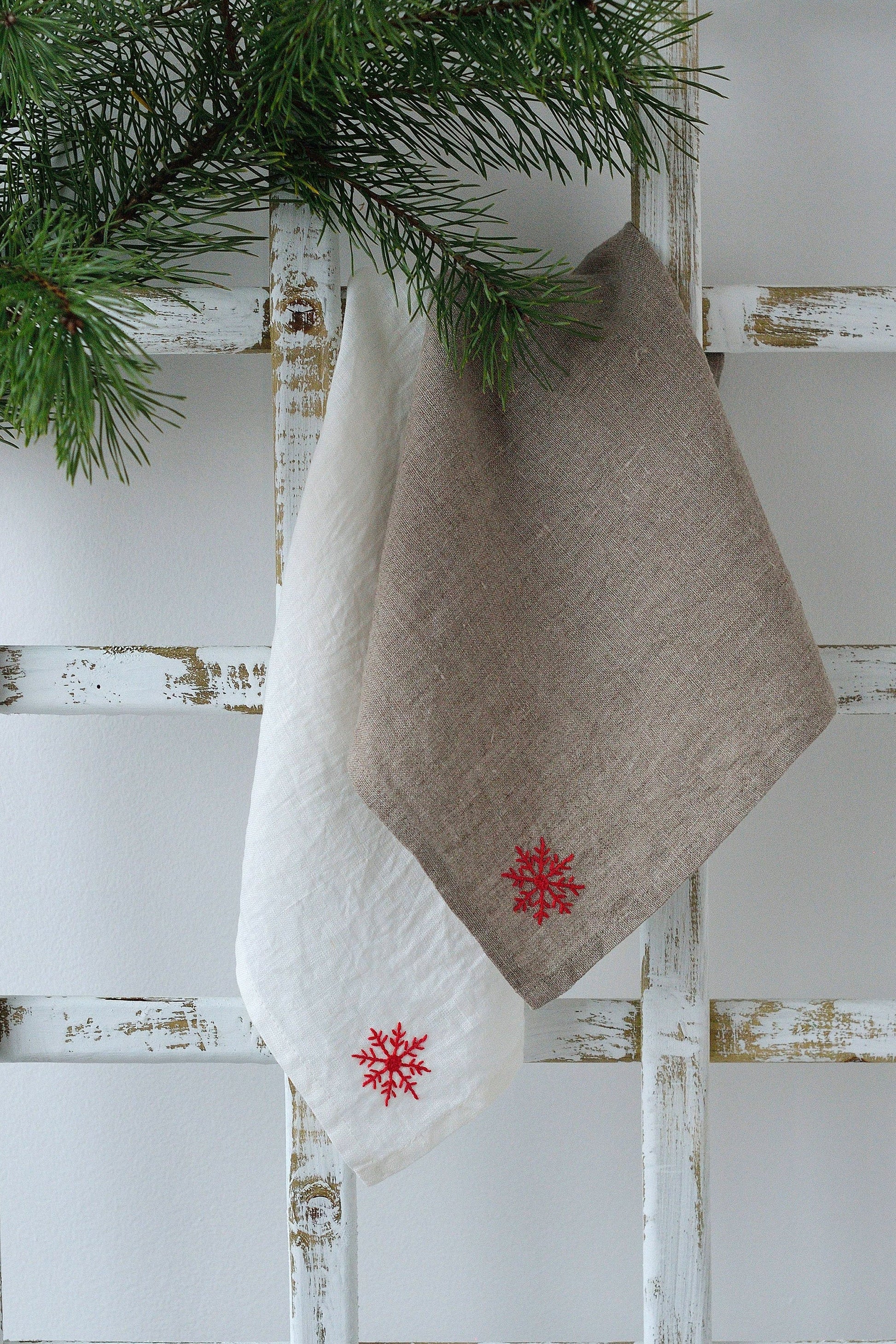 Linen Towel with Handmade Snowflakes Embroidery/ Linen Kitchen Towel Christmas Gift/ Vintage Christmas Linen/ Linen Gift Luxury